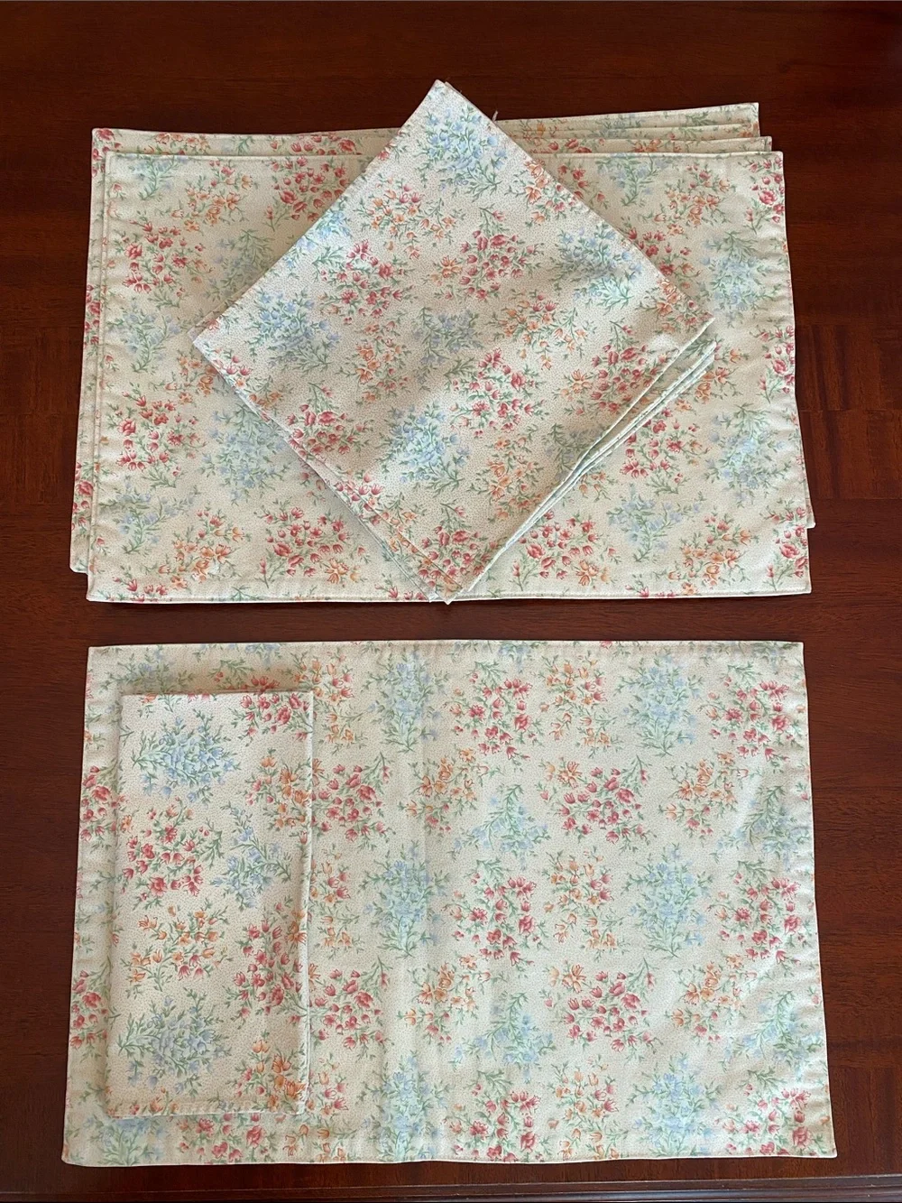 Longaberger Vintage Blossom Floral Cotton Placemat and Napkin Set of 6